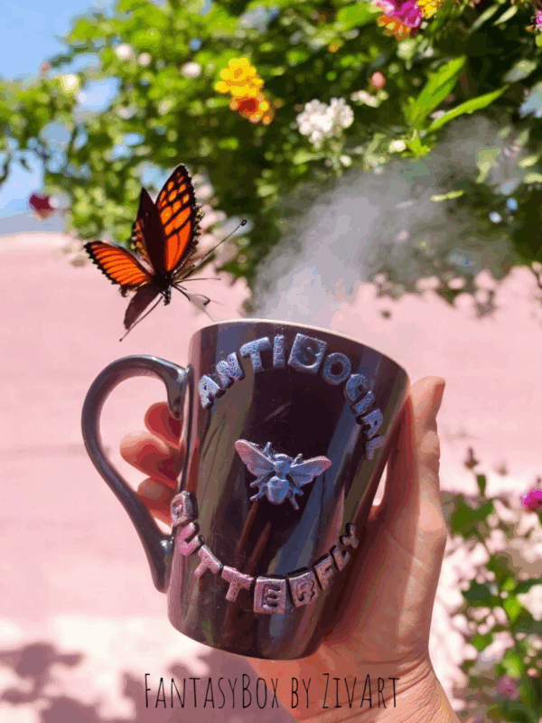 Antisocial Butterfly – a minimalista mizantrópok reggeli társa.