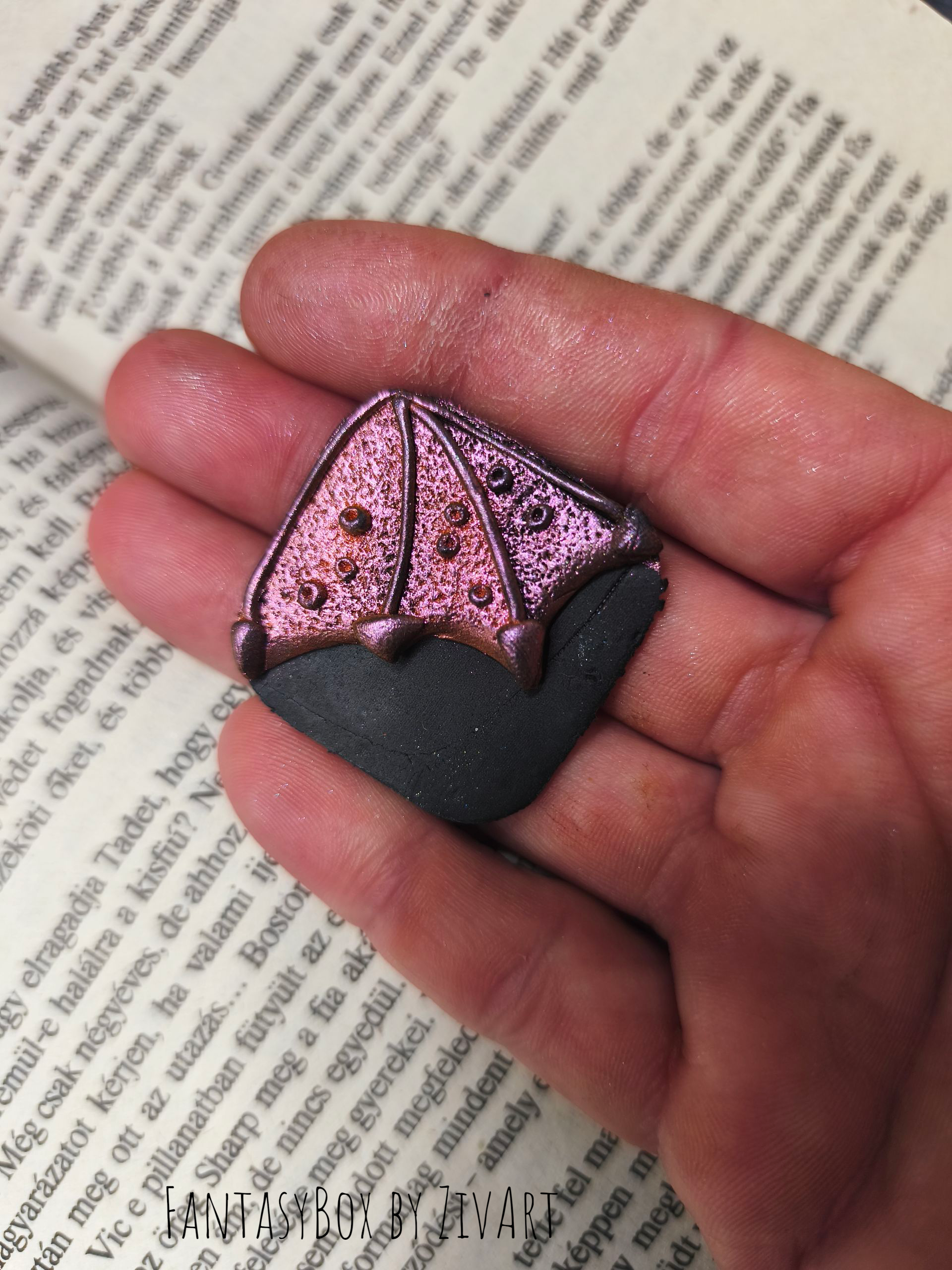 Sárkányszárny fantasy könyvjelző - egyedi kézműves fantasy ajándék