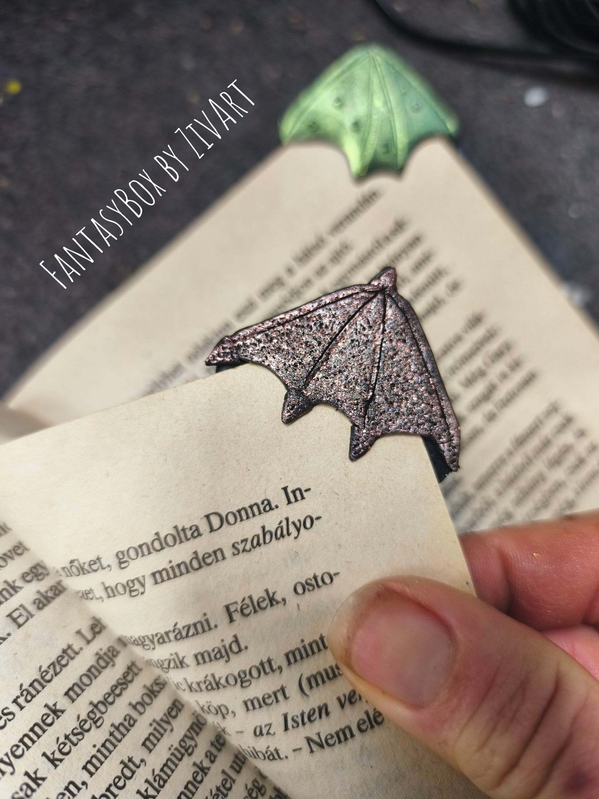 Sárkányszárny fantasy könyvjelző - egyedi kézműves fantasy ajándék