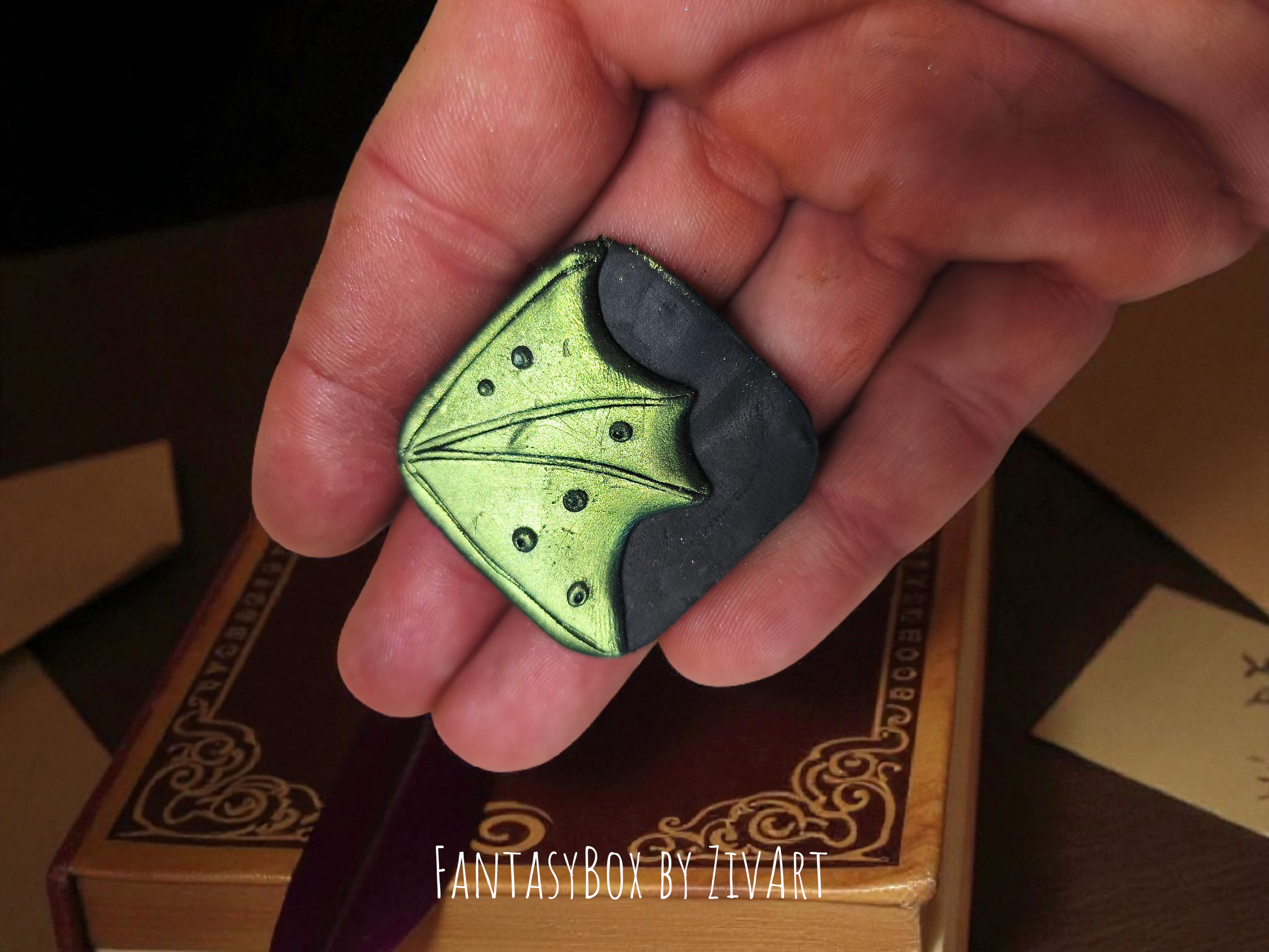 Sárkányszárny fantasy könyvjelző - egyedi kézműves fantasy ajándék