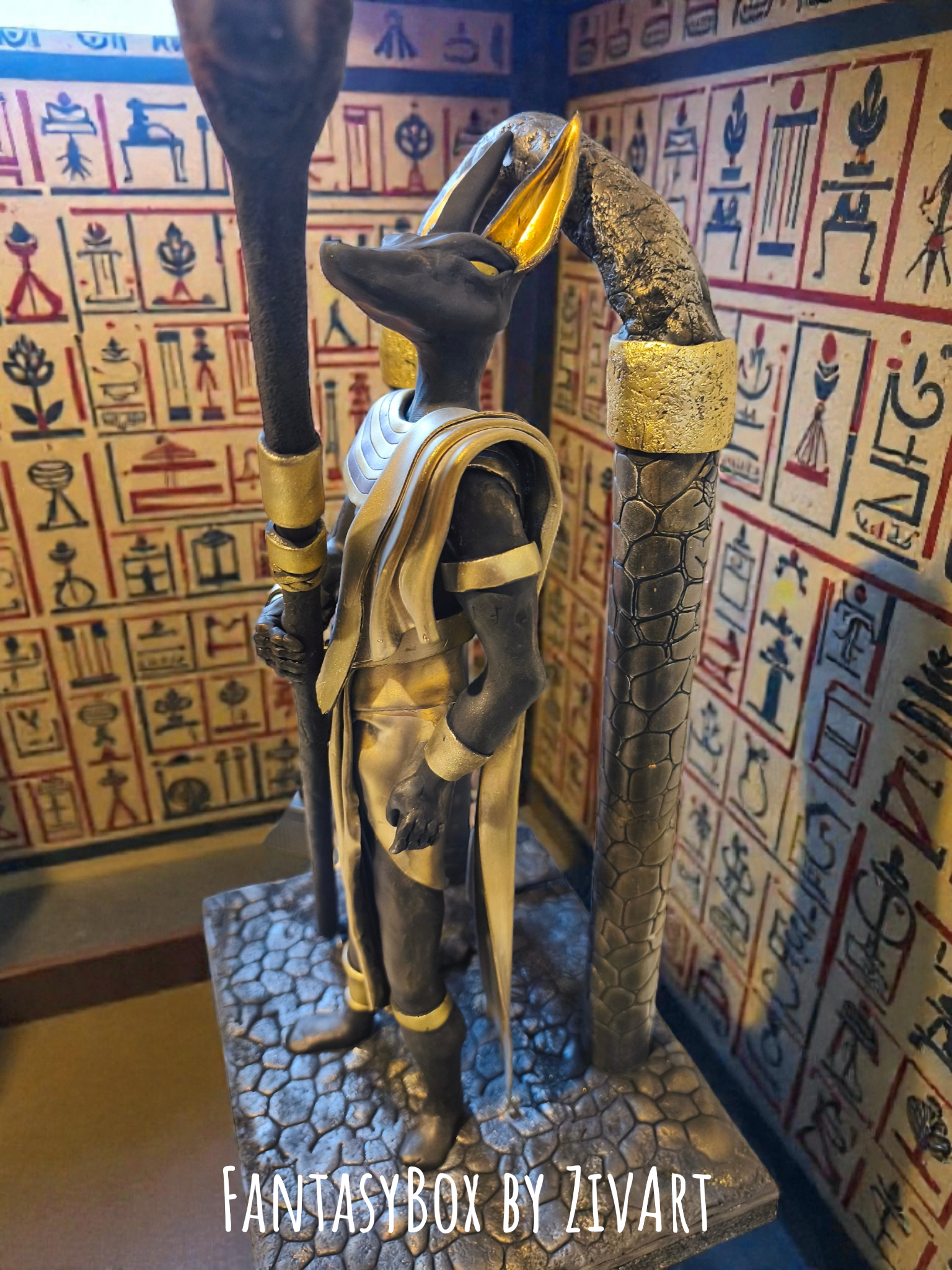 Anubisz szobor - egyedi kézműves fantasy ajándék