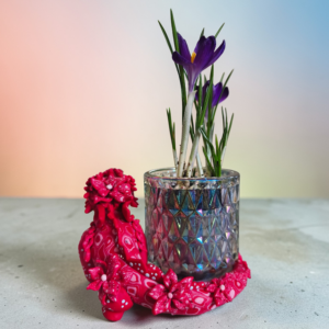 Tavaszi sárkány dekoráció – Az 1. virágok lenyűgöző őrzője