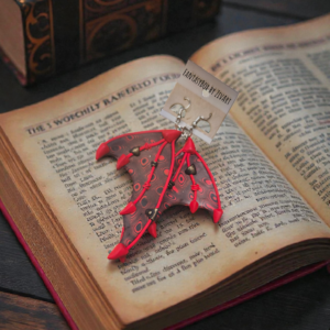 Sárkányszárny fülbevaló – 1 igazán látványos ékszer Neked…